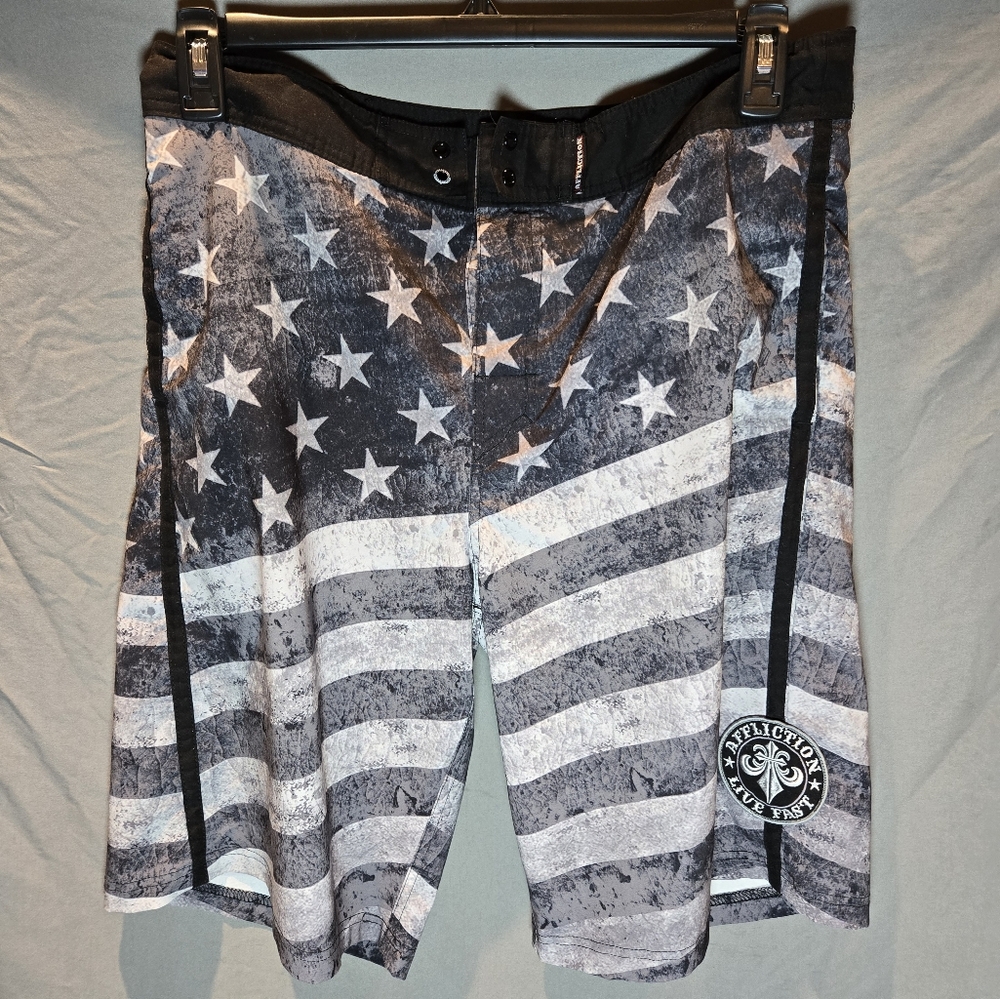 Affliction Mens 34 Grey Swim‎ Trunks - American Flag Print